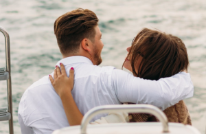 【彼の本音】付き合いたい女とやりたい女の違いや本命になる方法!