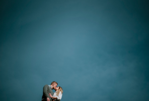 職場恋愛で気になる彼の脈ありサインは？嫉妬心を使い好きになってもらう方法