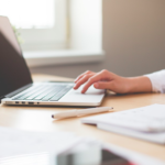 ストーカーされやすい人とされにくい人の特徴と対策について