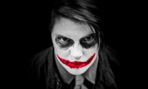 ストーカーの考え方を知れば対策は見えてくる！男性ストーカーの心理